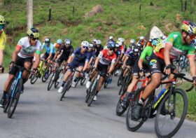 Allan Maniezzo e Livia Leozzi vencem o 15º Circuito Montanhês de Ciclismo de Estrada