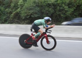 Pâmella Oliveira garante o tetra no 23º Itaú BBA IRONMAN Brasil