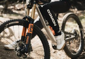Lançamento da nova Fox 40: A evolução técnica da suspensão mais vitoriosa do downhill