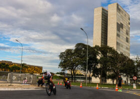 Nubank Ultravioleta IRONMAN 70.3 Brasília tem abertura da programação nesta quinta