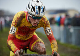 Como lavar roupas de bicicleta? 10 dicas para parecerem sempre novas