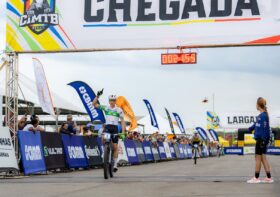 Alex Malacarne e Karen Olimpio vencem o Short Track e faturam o título da modalidade na CiMTB em Congonhas