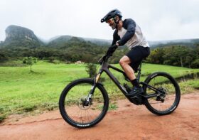 Sertões MTB Ibitipoca começa com recorde mundial de E-Bikes e prepara etapa rainha