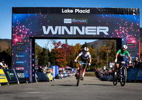 Charlie Aldridge e Sina Frei vencem a Copa do Mundo de XCO em Lake Placid